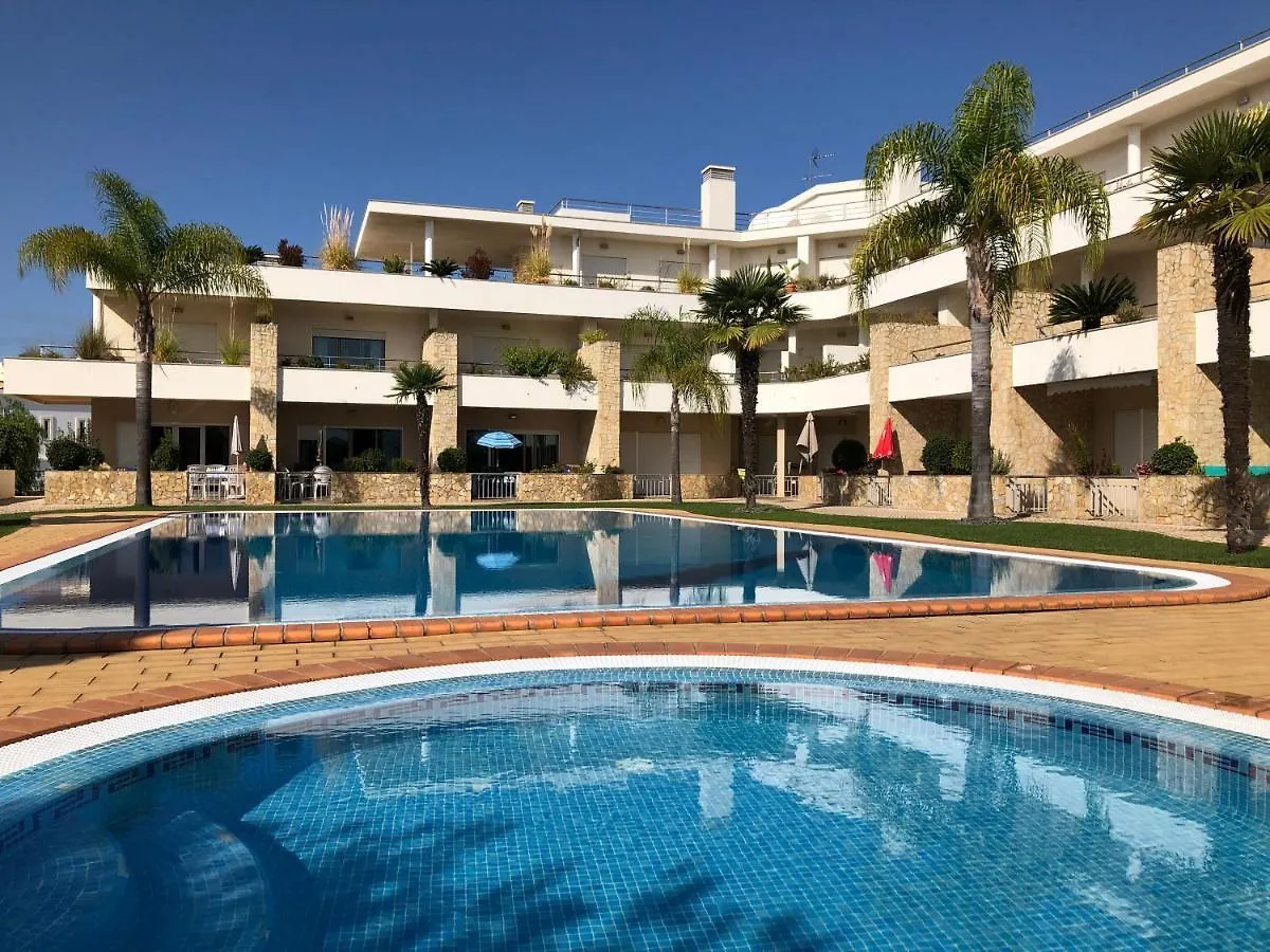 Apartamentos Pomba Branca Olhos de Agua