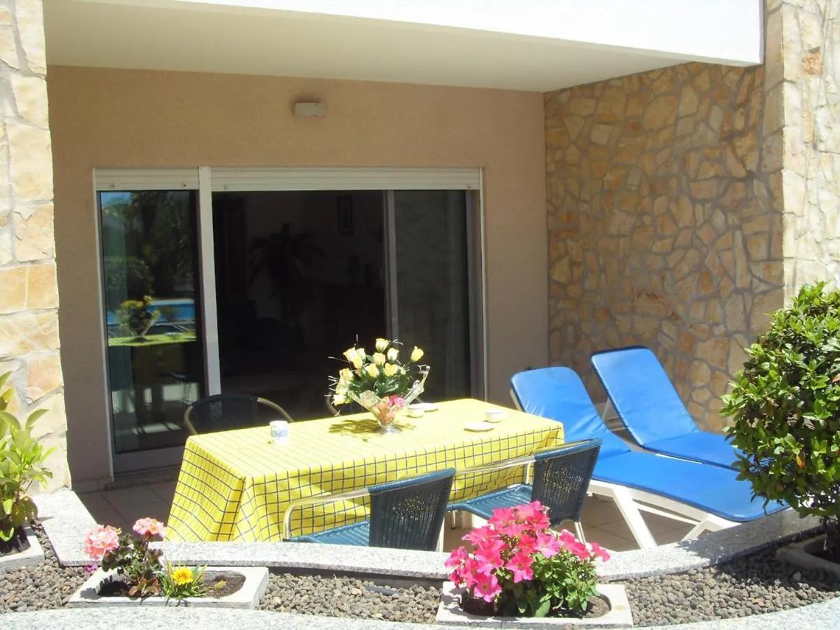 Apartamentos Pomba Branca Olhos de Agua  Portugal
